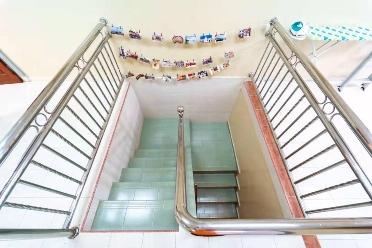 Star Light Homestay Sitiawan Exterior foto